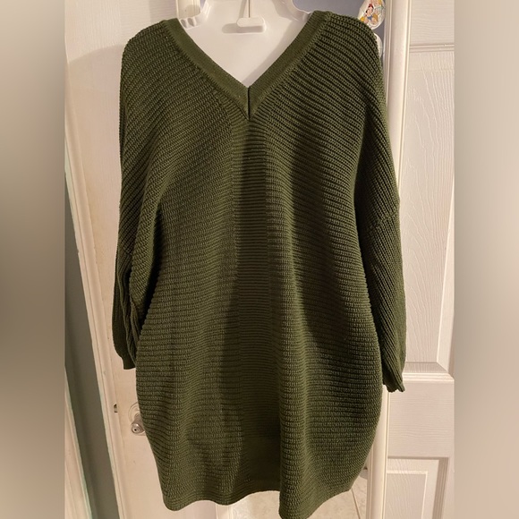 Altar’d State sweater. Size small - Picture 3 of 5